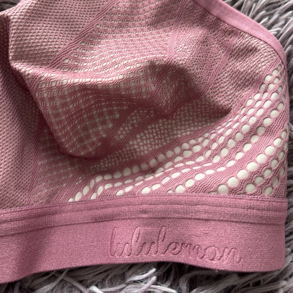 Lululemon Awake to Lace Bra - Never worn!! - Picture 3 of 4